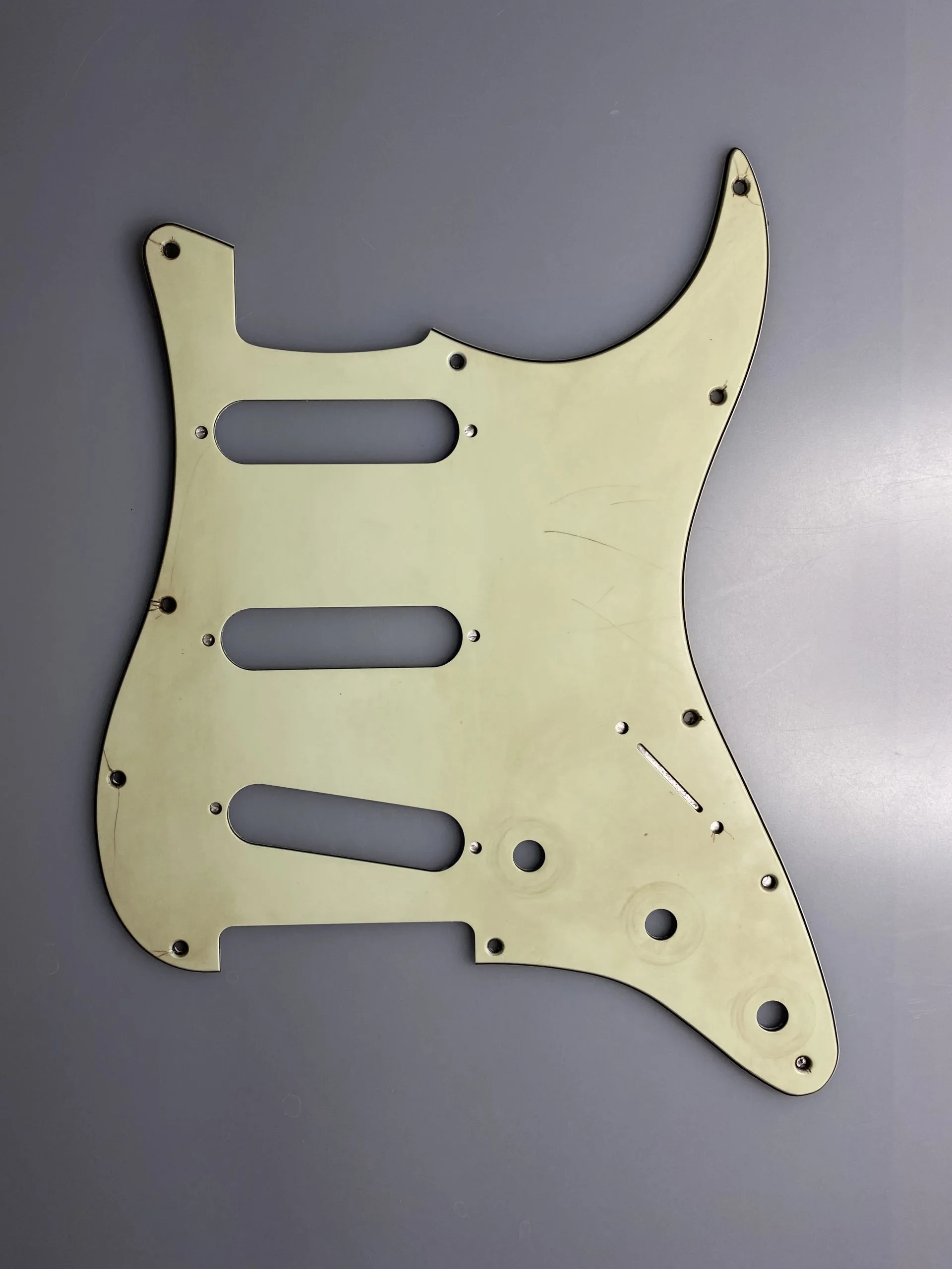 Aged / Relic Mint Green Pickguard 3-ply ,11 Holes For Stratocaster
